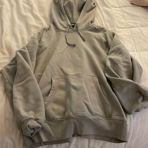 Aritzia boyfriend hoodie